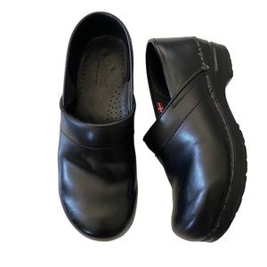 Sanita Sanita The Original Danish Clogs Black Leather Shoes Size 9.5 - 10